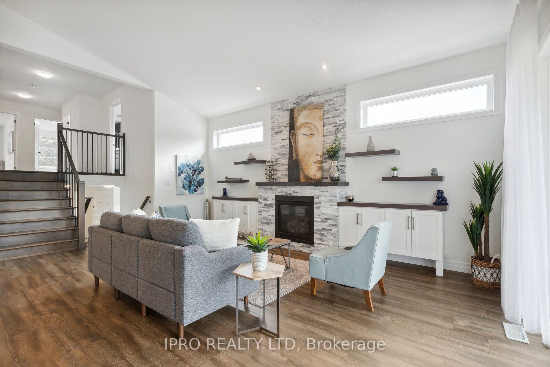 223 Woolwich St