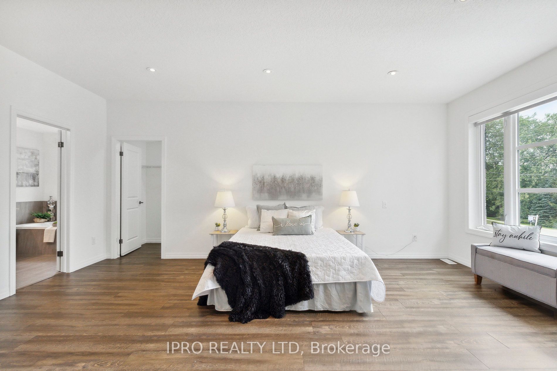 223 Woolwich St