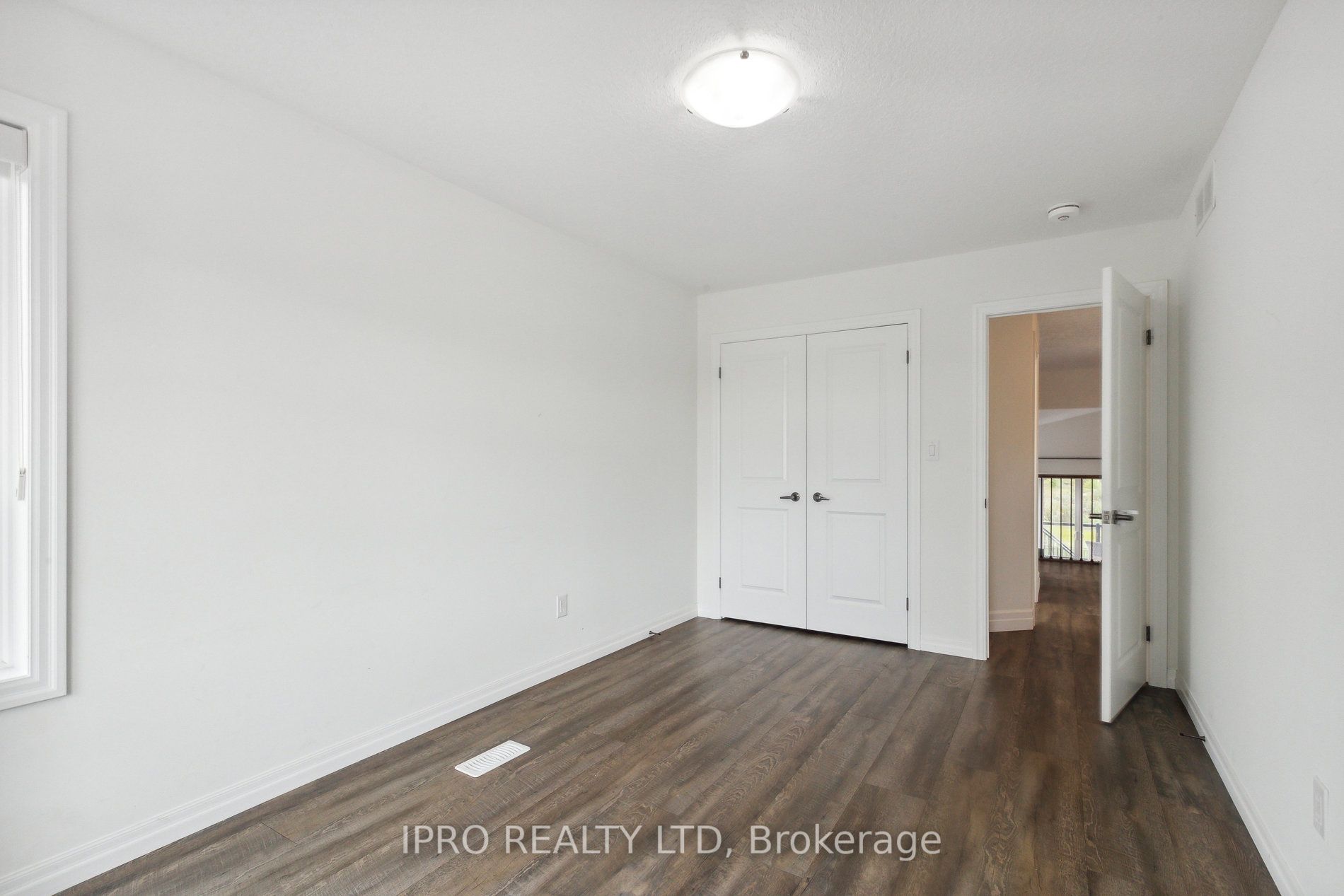 223 Woolwich St