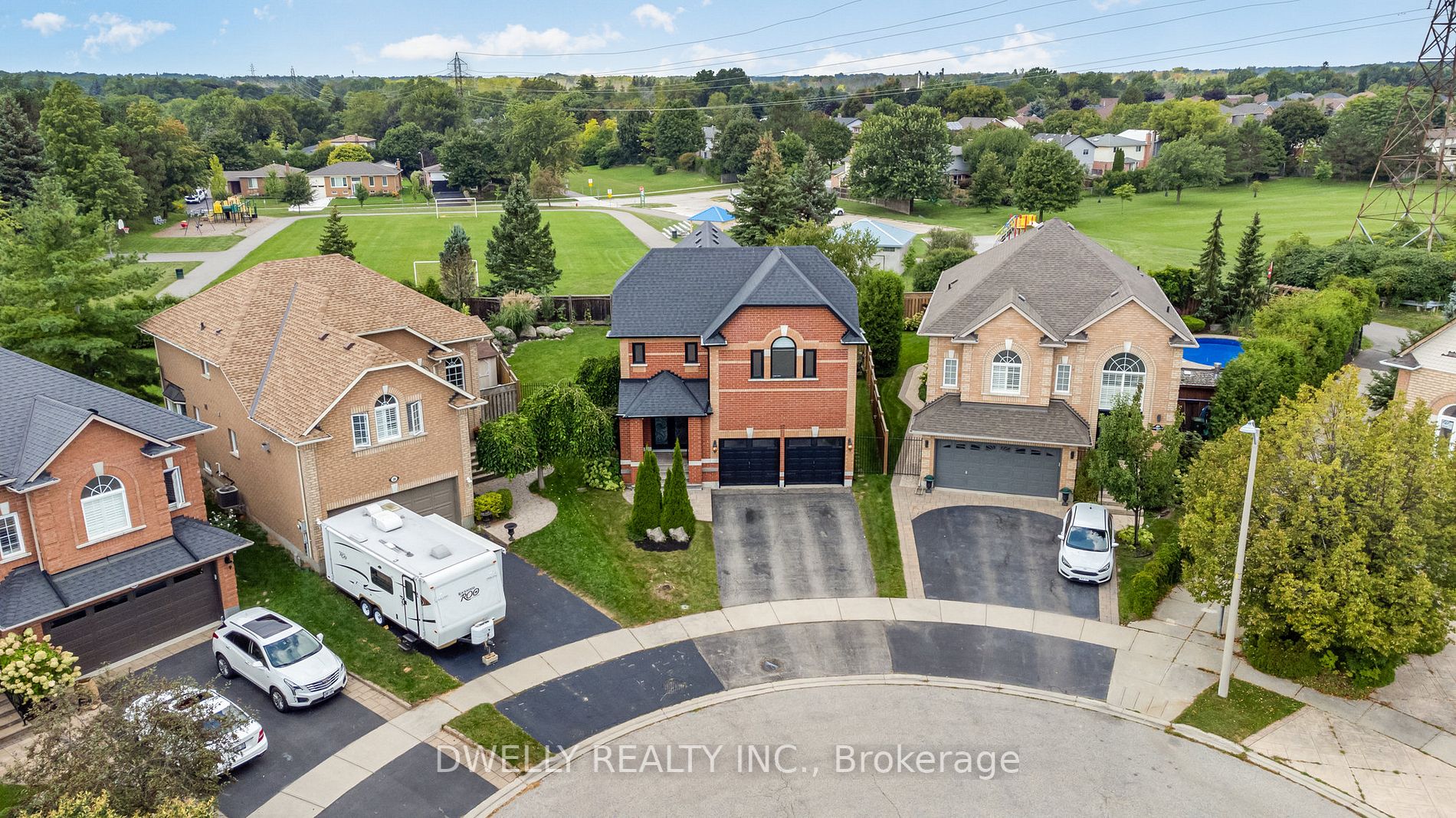 27 Gatesbury Crt