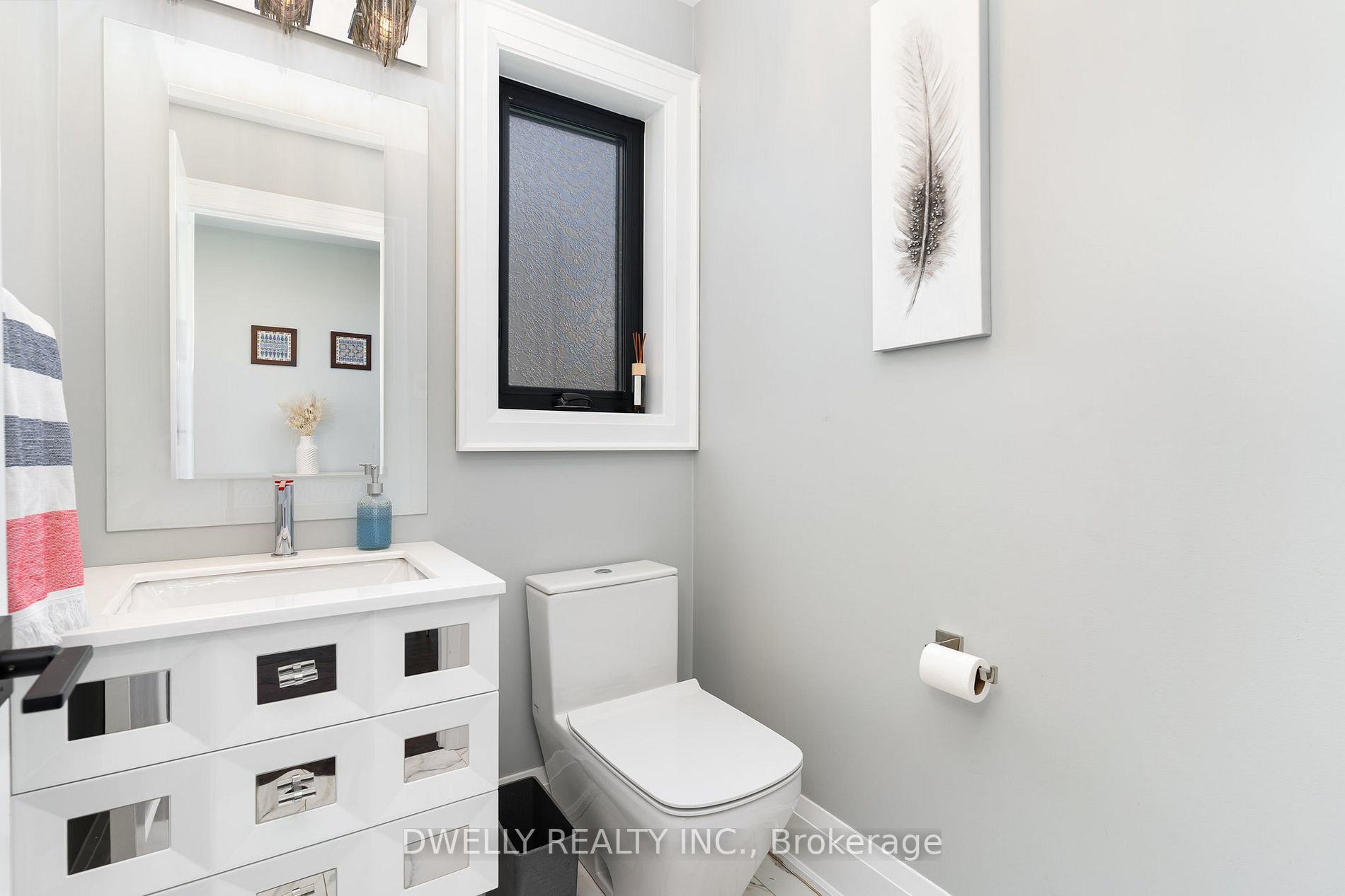 27 Gatesbury Crt