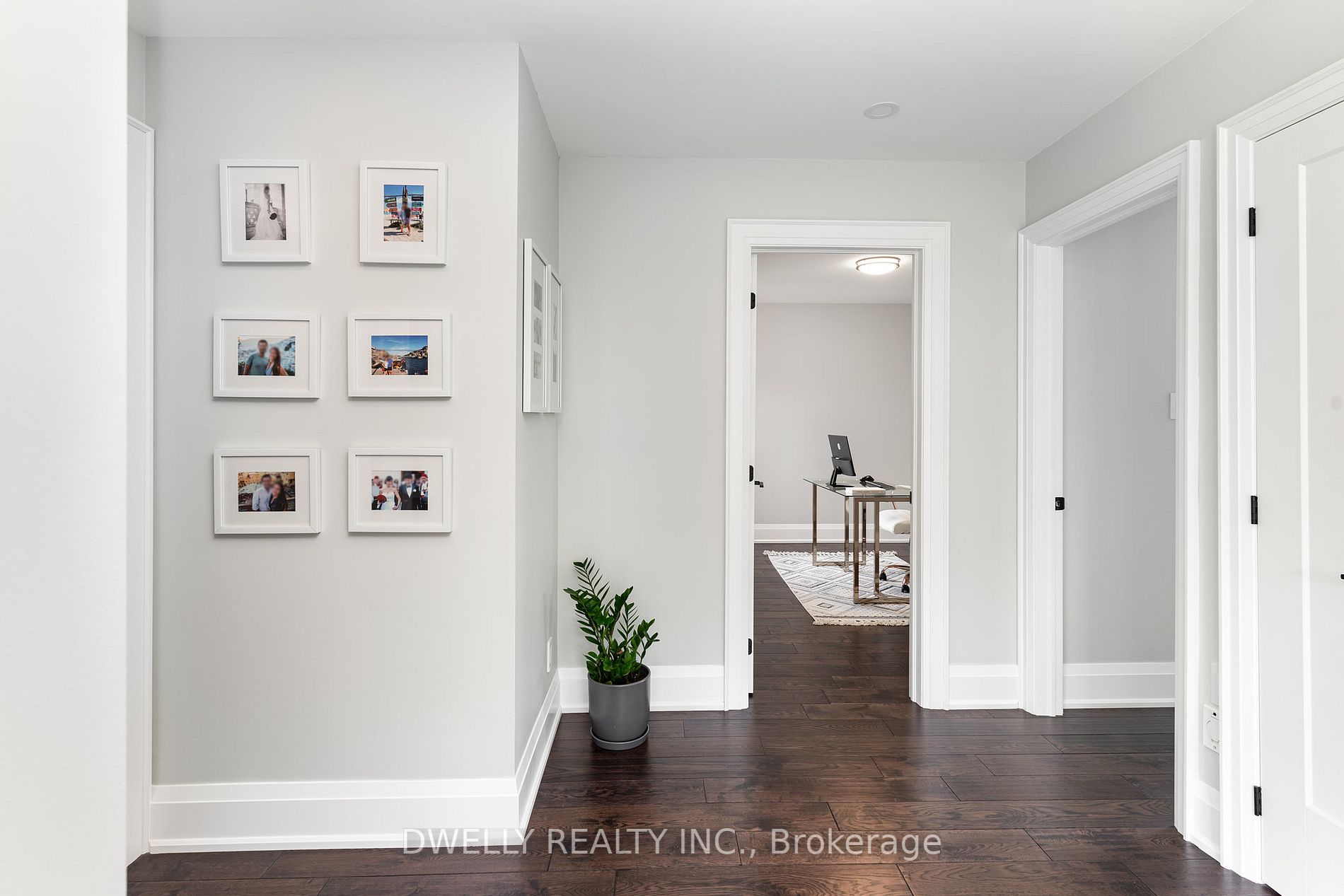 27 Gatesbury Crt