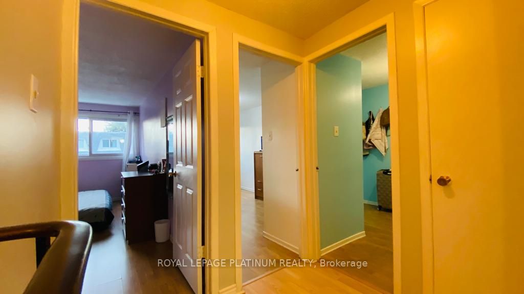 14 Williamsburg Road, #43