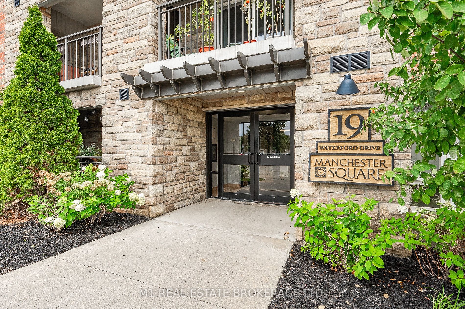 19 Waterford Drive, #106