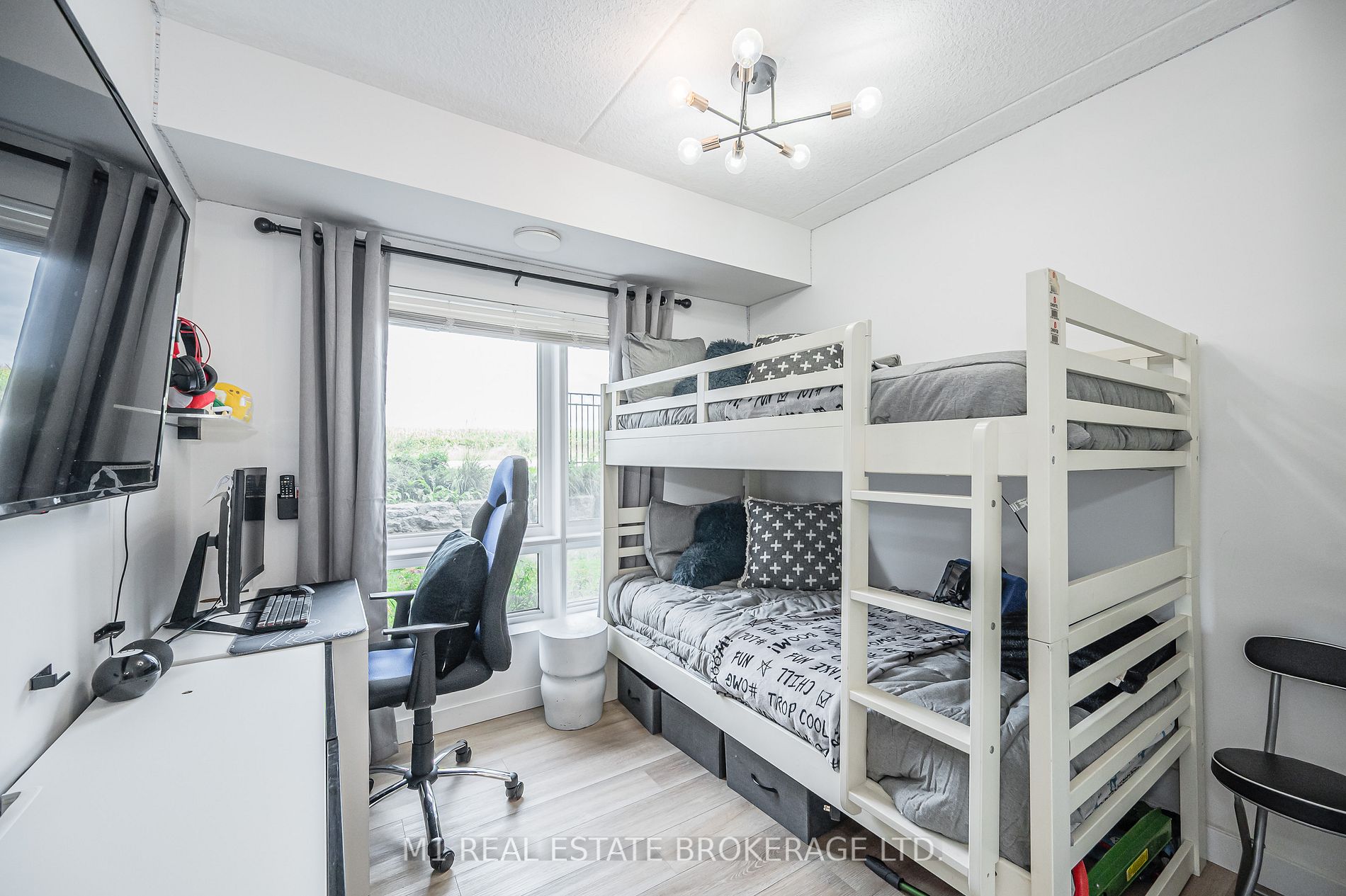 19 Waterford Drive, #106