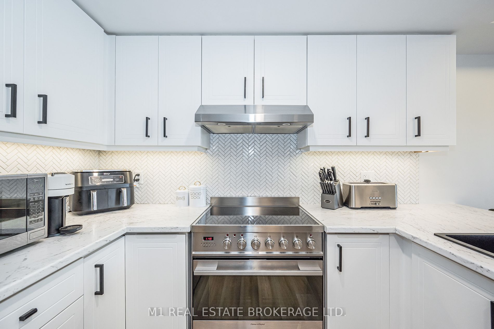 19 Waterford Drive, #106