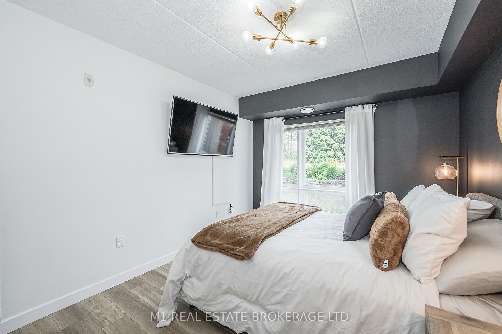 19 Waterford Drive, #106