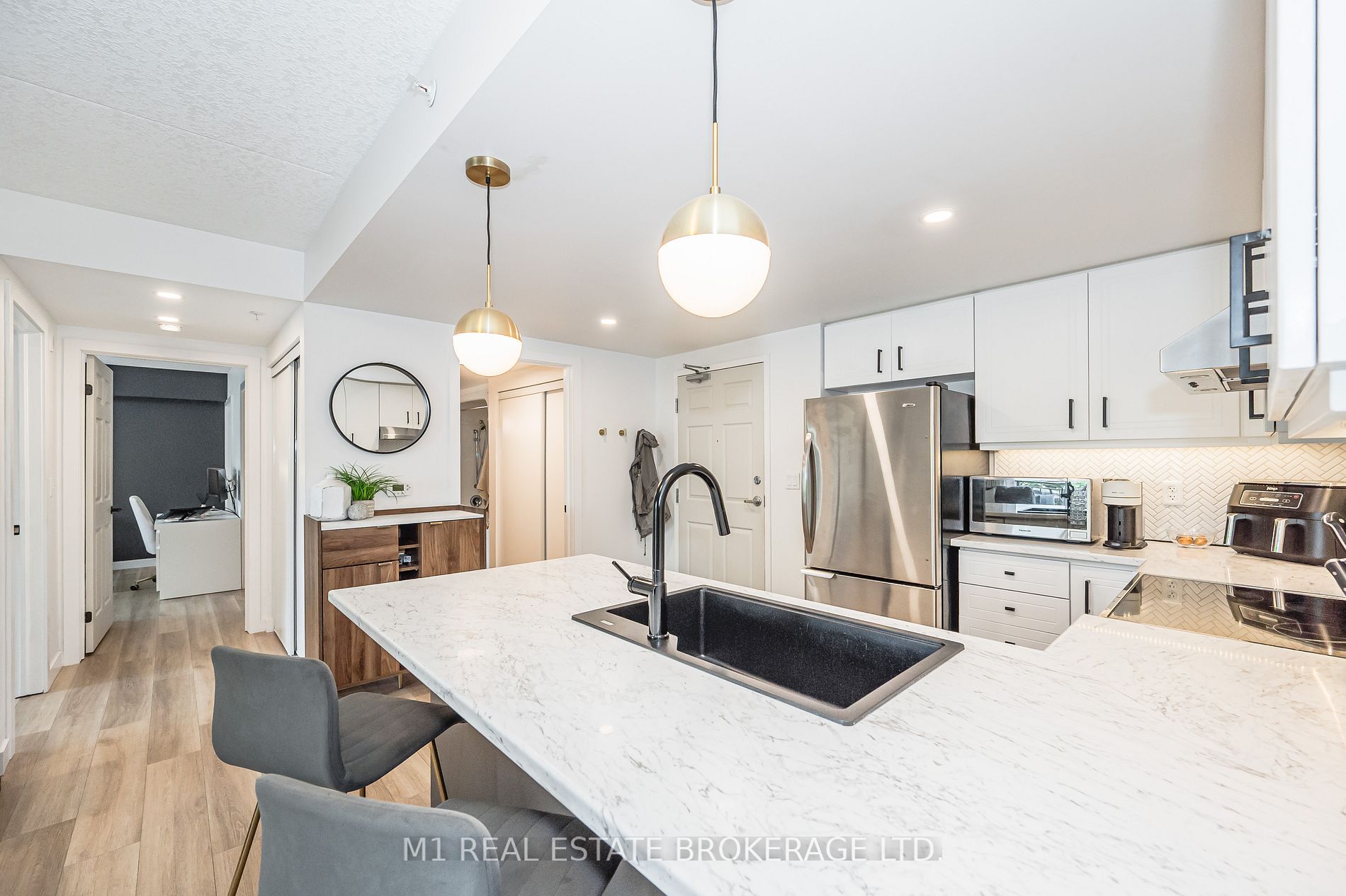19 Waterford Drive, #106