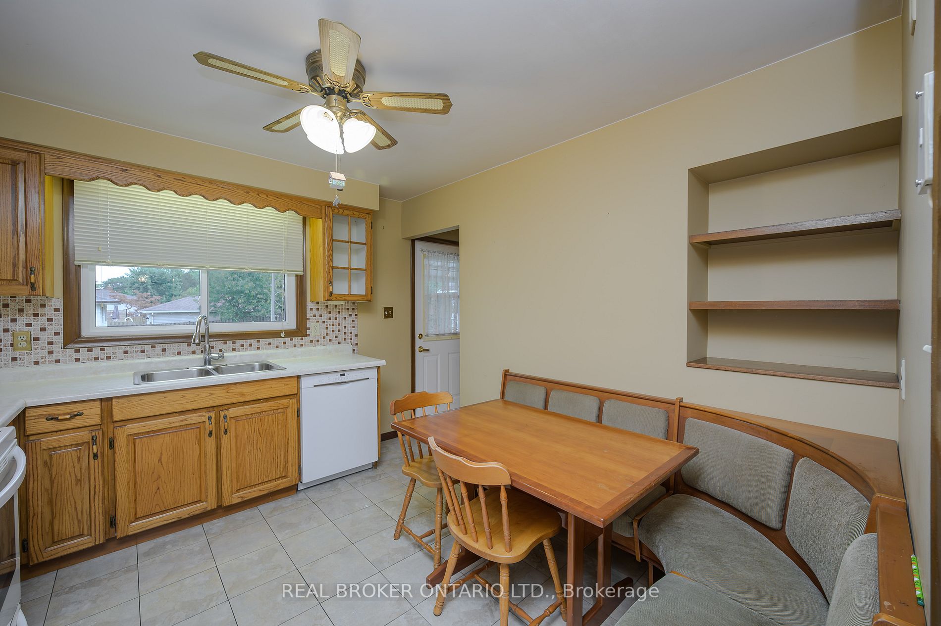 48 Stoney Brook Dr