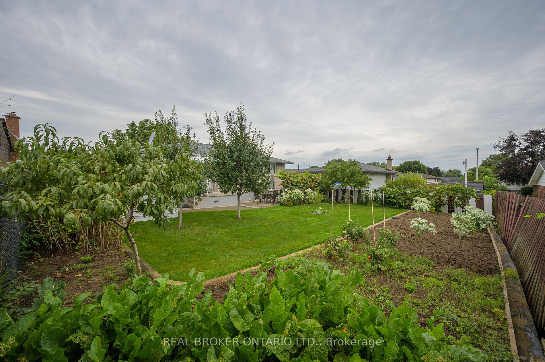 48 Stoney Brook Dr