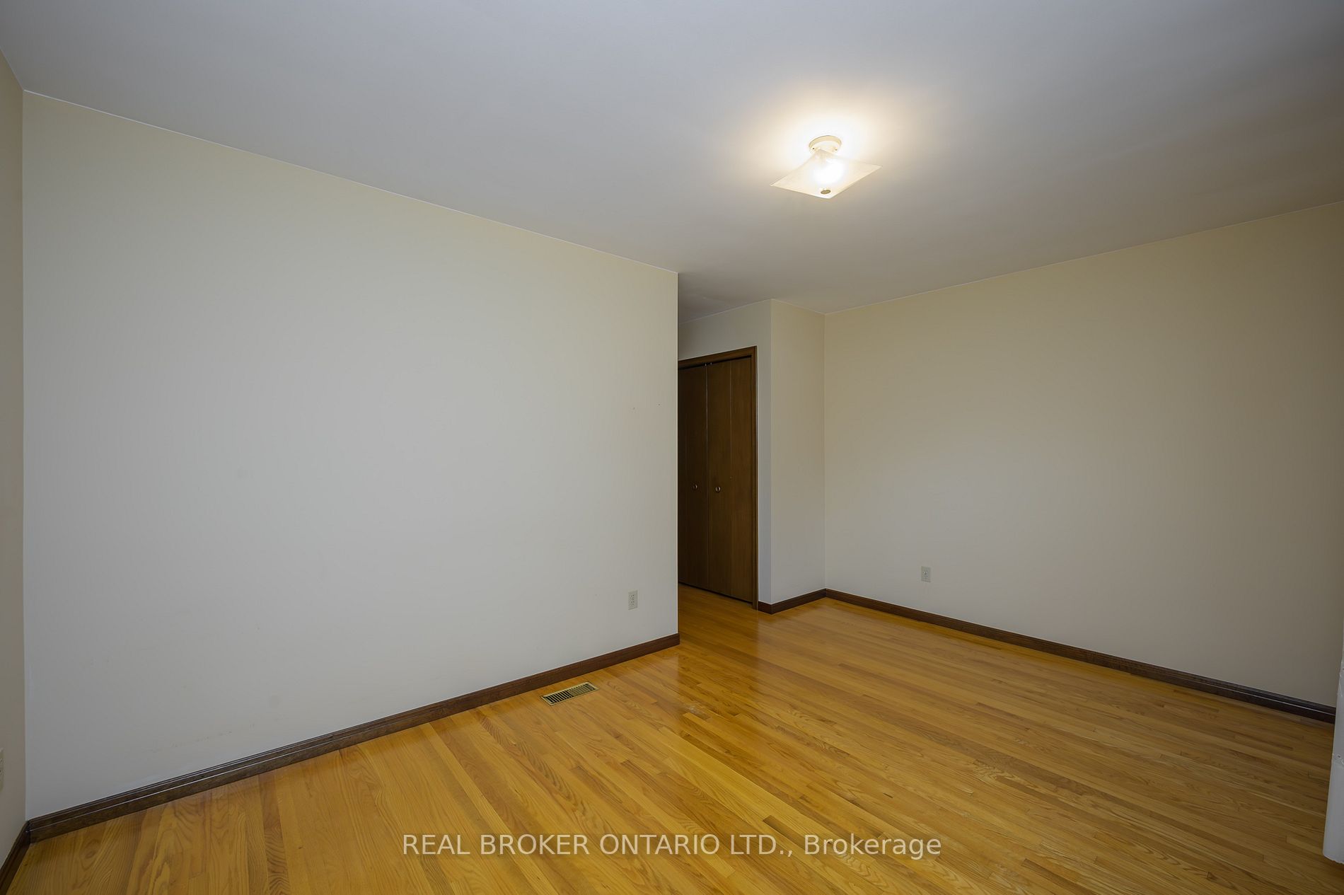 48 Stoney Brook Dr