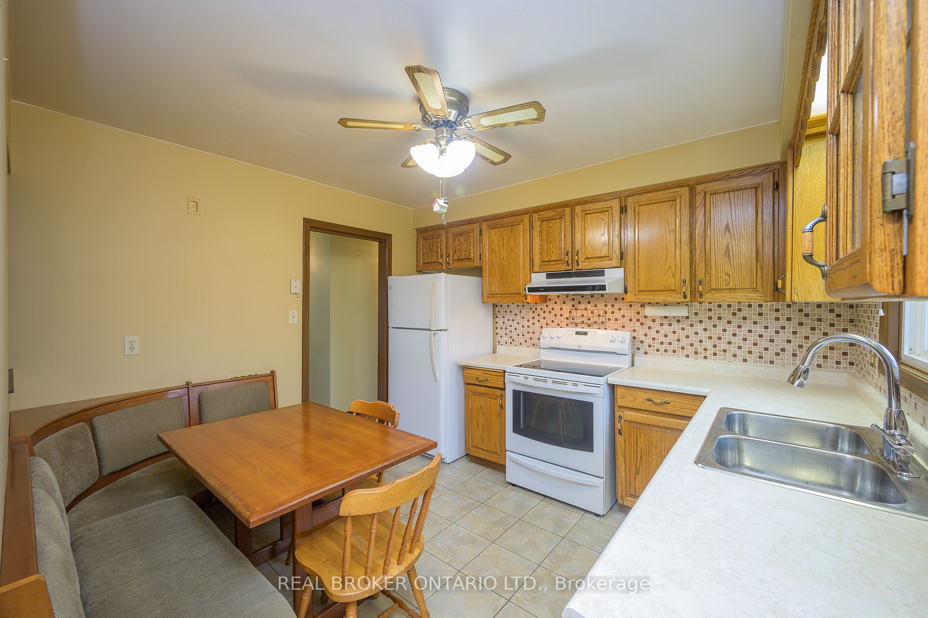48 Stoney Brook Dr