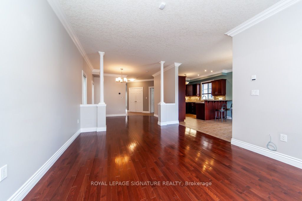 423 Sauve Crescent