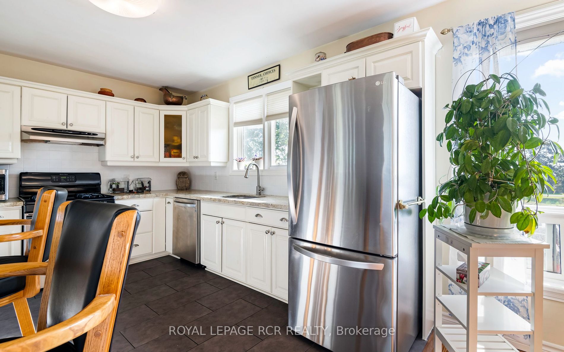 16 Barbour Dr