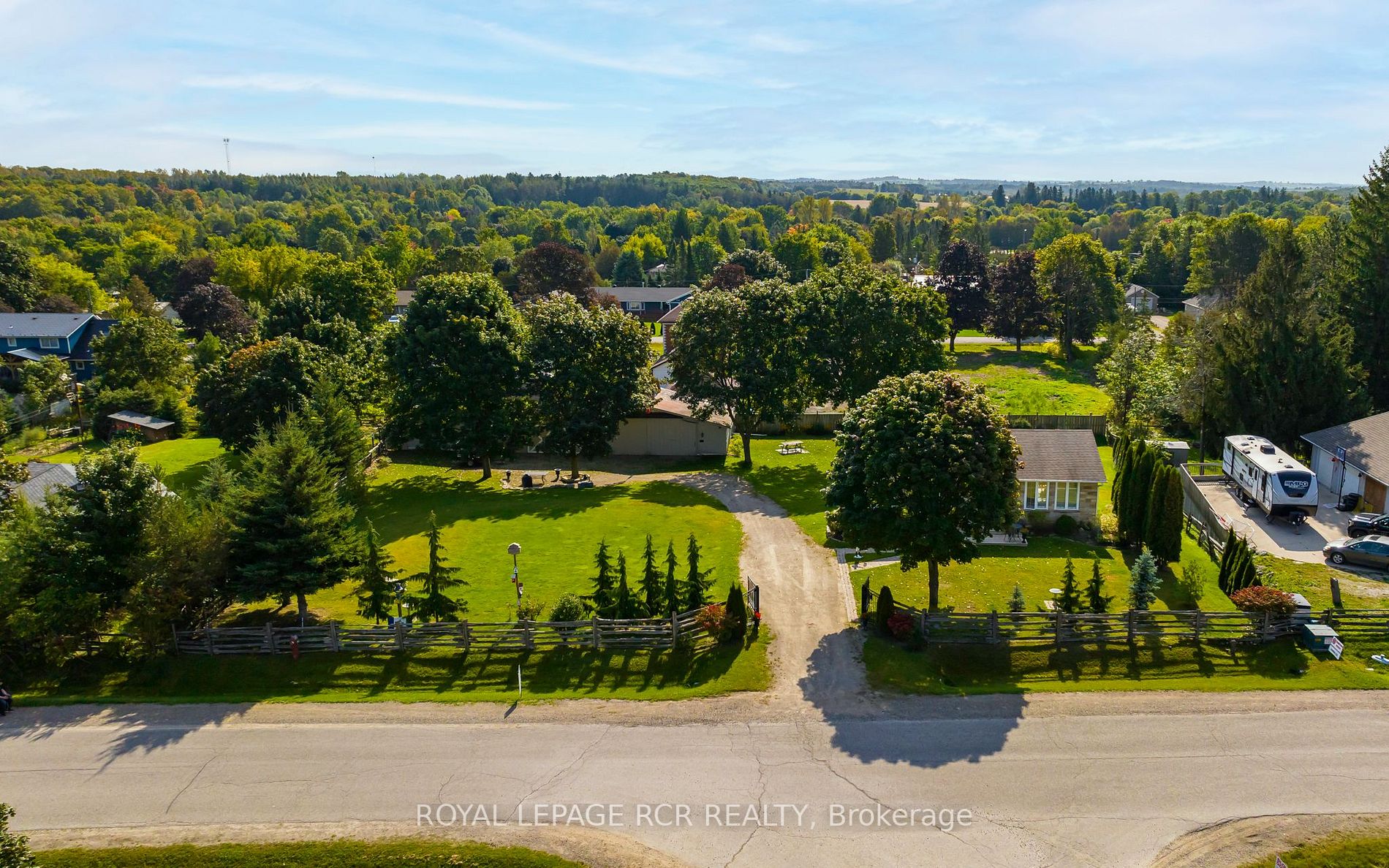 16 Barbour Dr