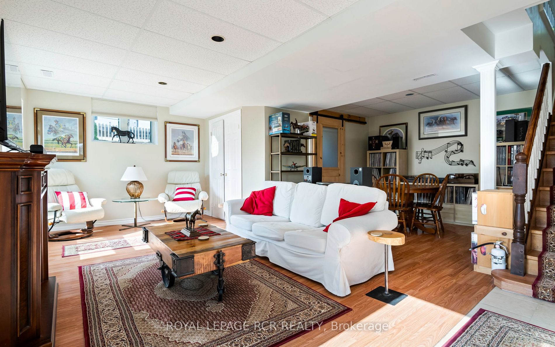 16 Barbour Dr