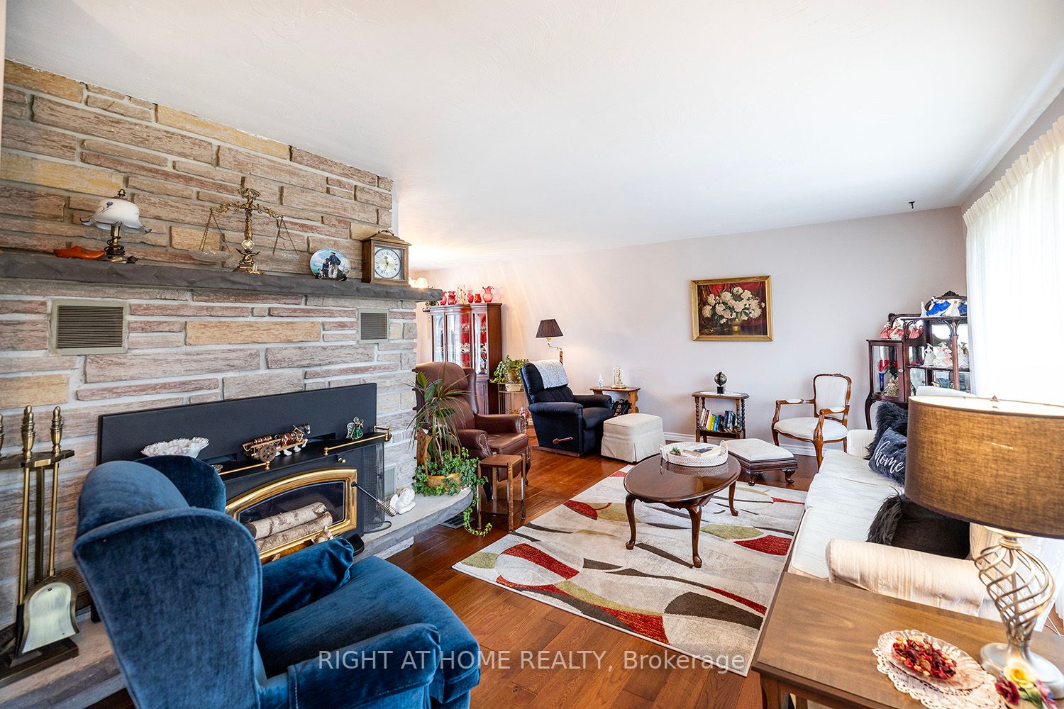 288 Burnbrae Rd