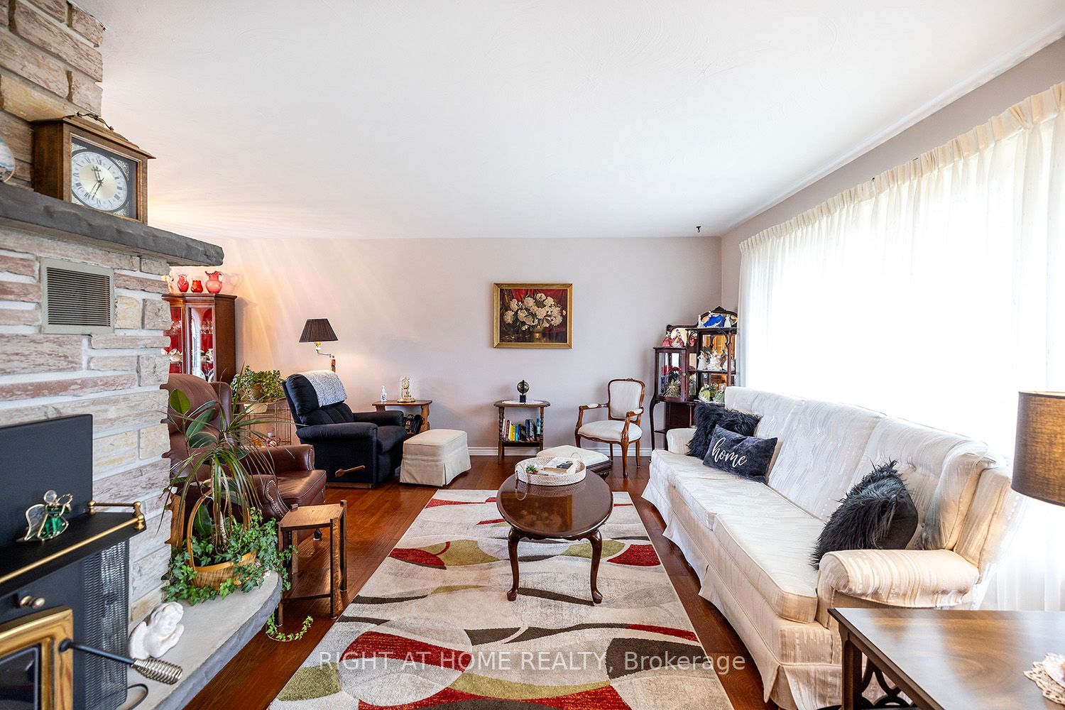 288 Burnbrae Rd