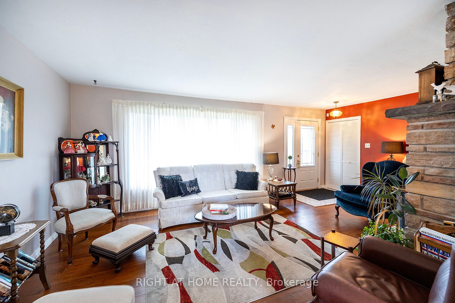 288 Burnbrae Rd