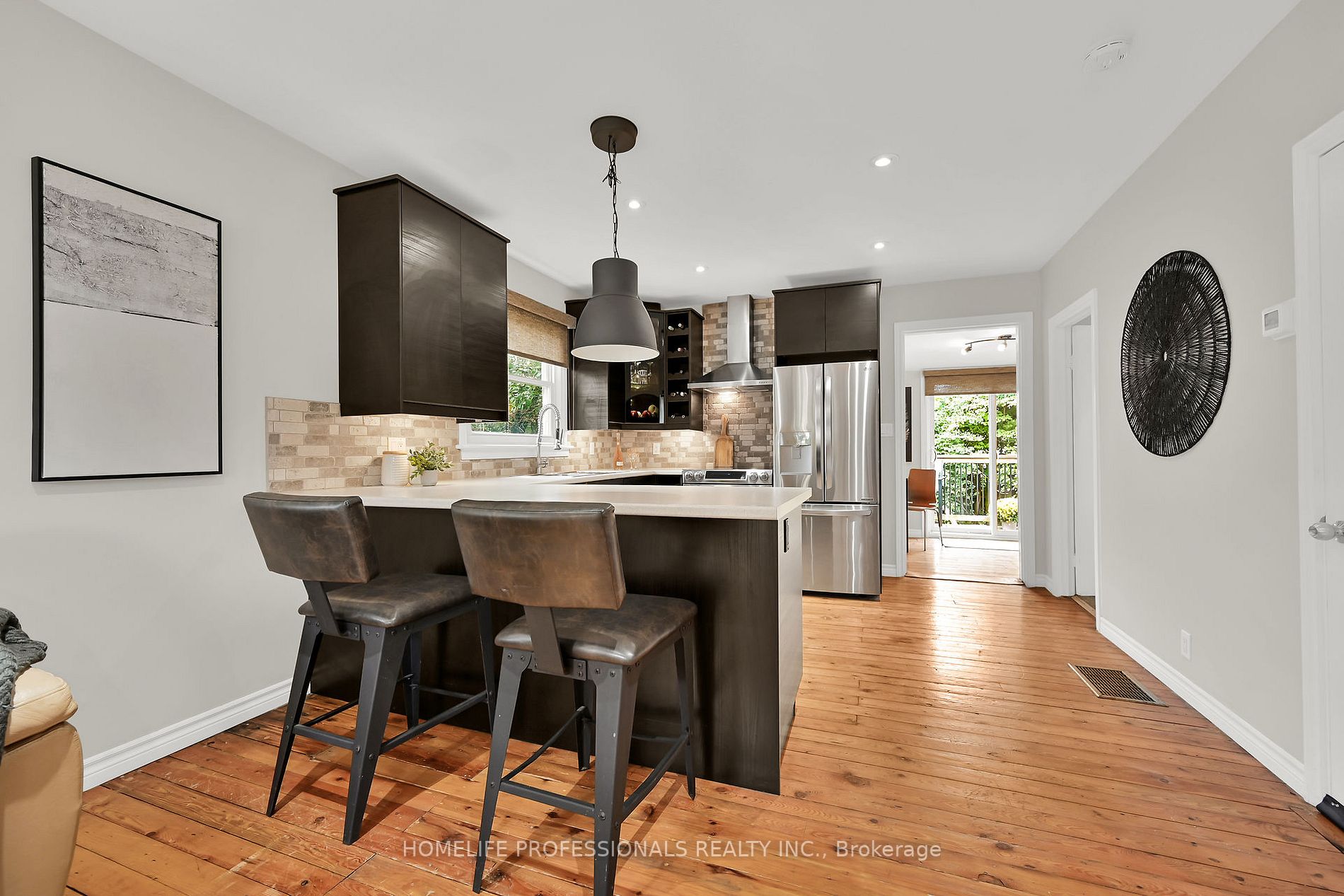 80 Fiddlers Green Rd