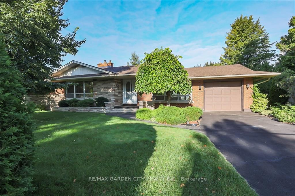 5 Lynnwood Ave