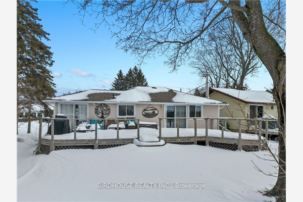 32 Manor Rd, Kawartha Lakes