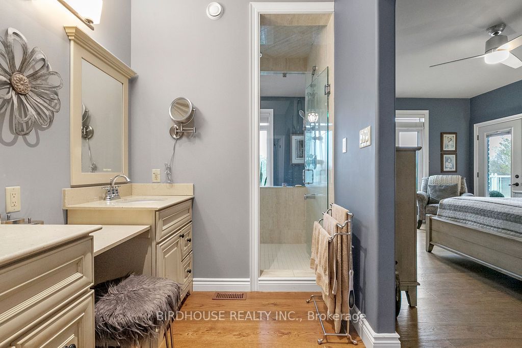 20 William Booth Crescent