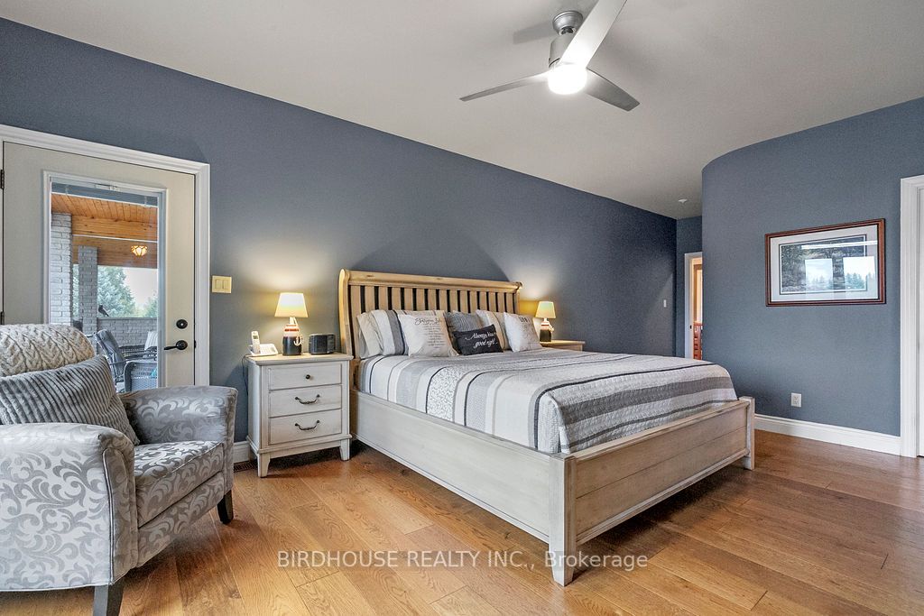 20 William Booth Crescent