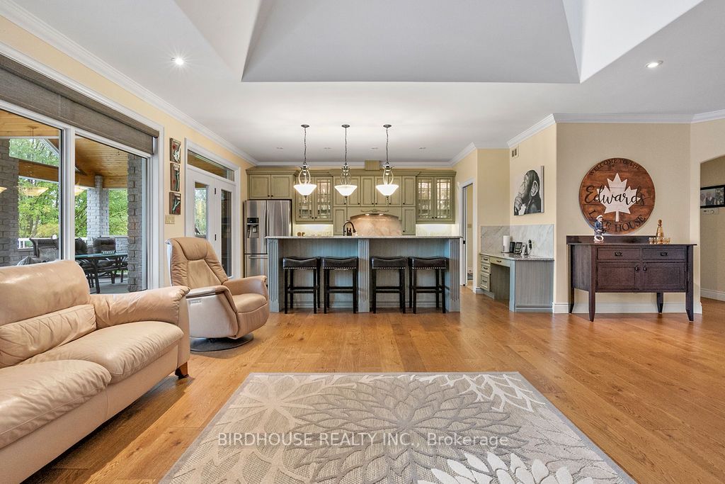 20 William Booth Crescent