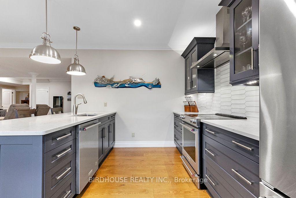 20 William Booth Crescent