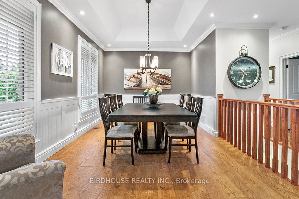 20 William Booth Crescent