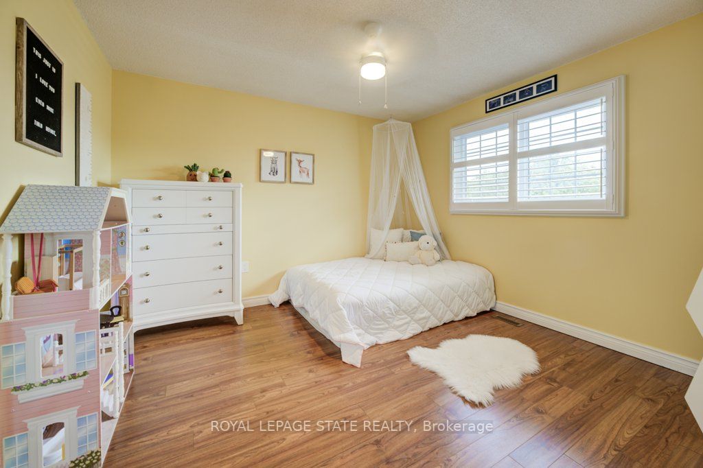 17 Sandy Drive