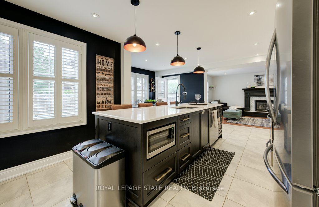 17 Sandy Drive