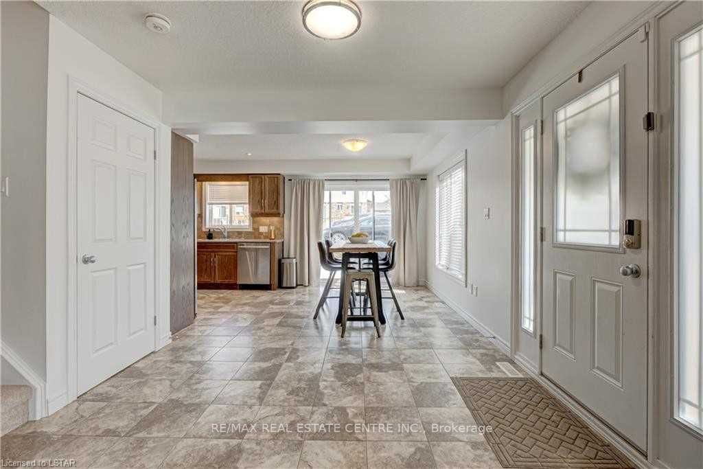 1220 Riverbend Rd, #119