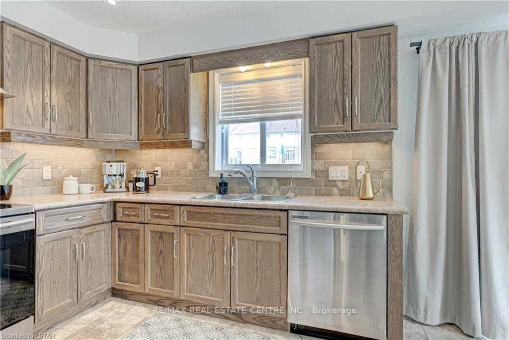 1220 Riverbend Rd, #119