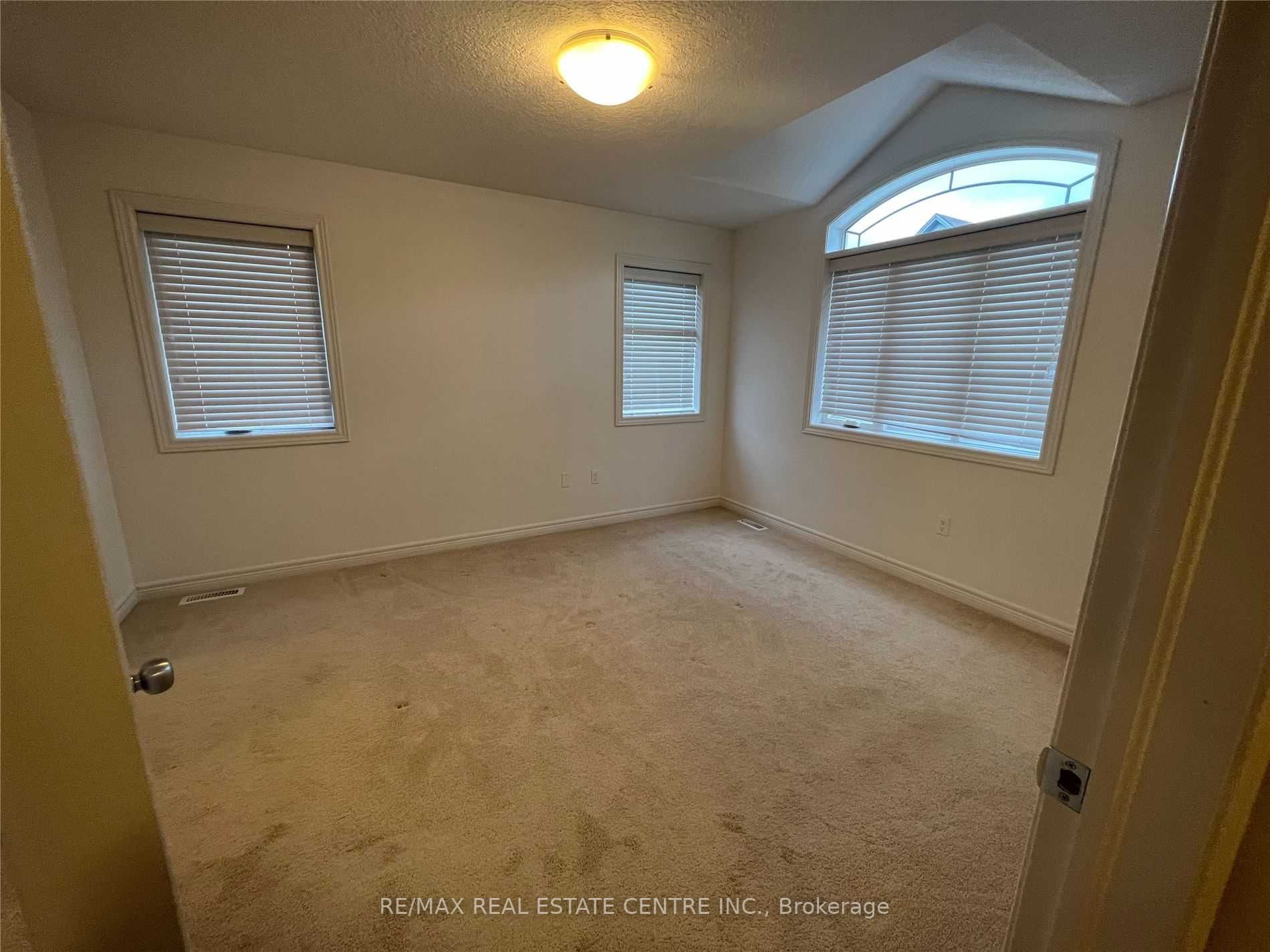 1220 Riverbend Rd, #119