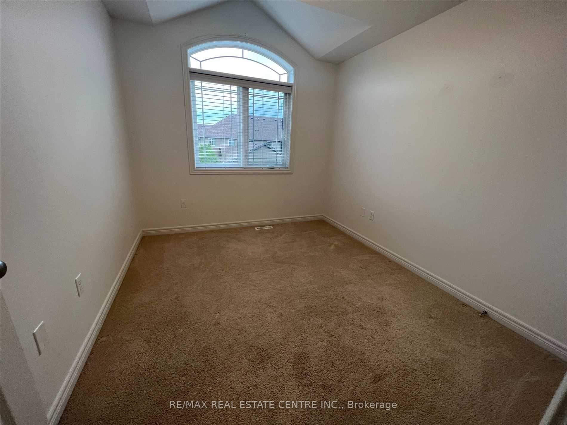 1220 Riverbend Rd, #119