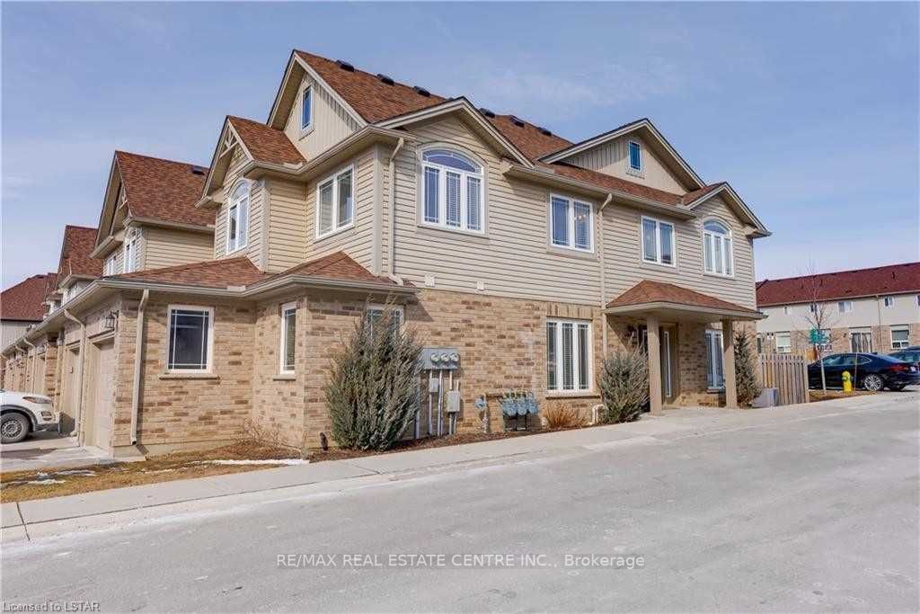 1220 Riverbend Rd, #119