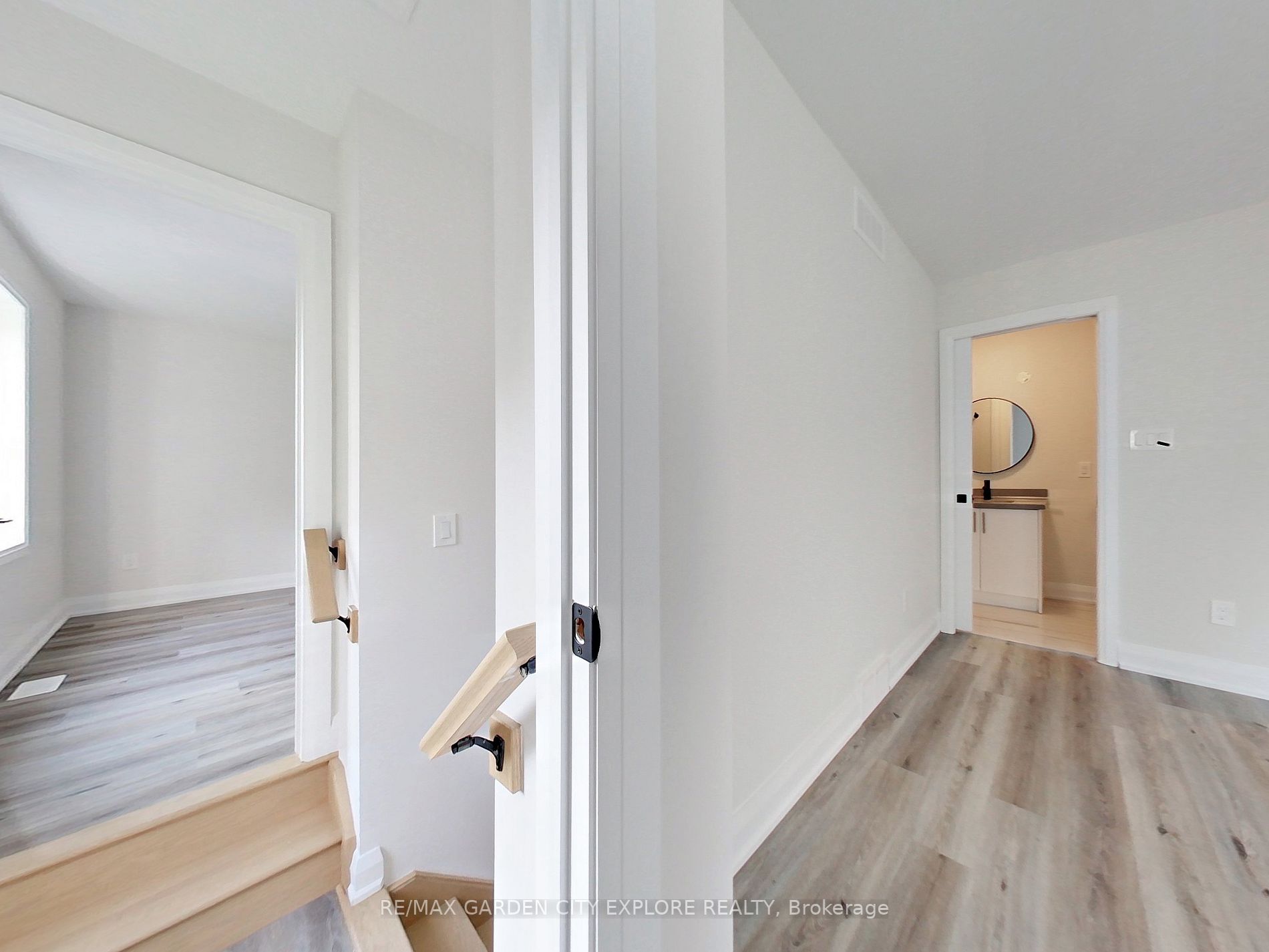 13 Valley Rd, #4-Upper