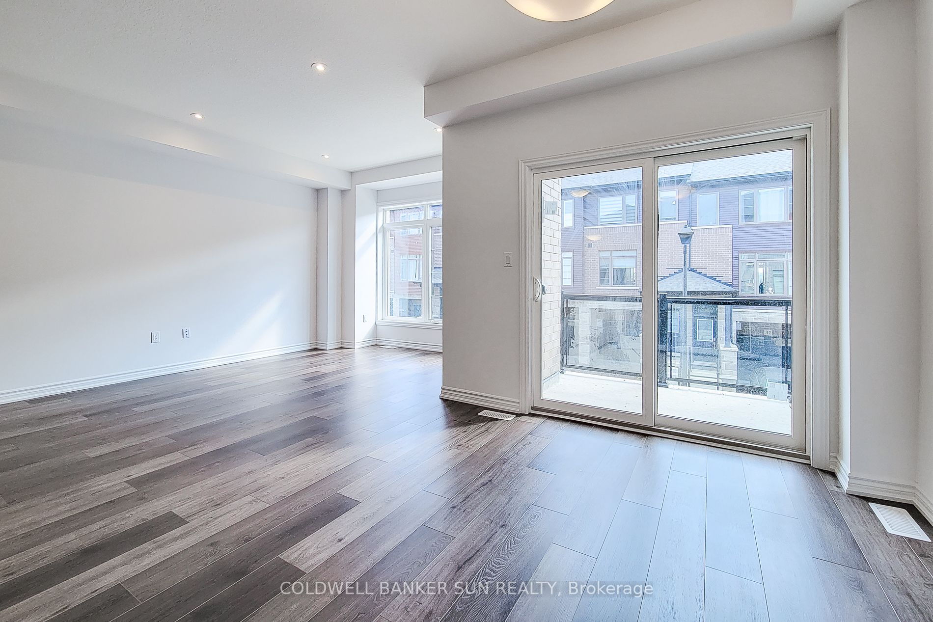 61 Soho St, #138
