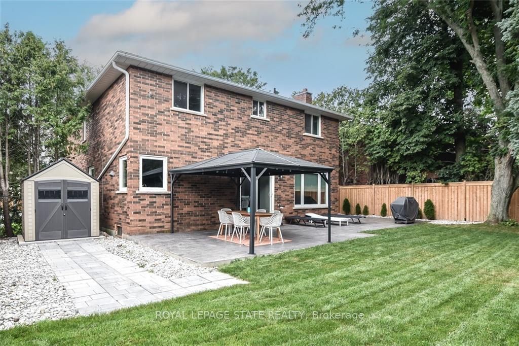 26 Abbey Close
