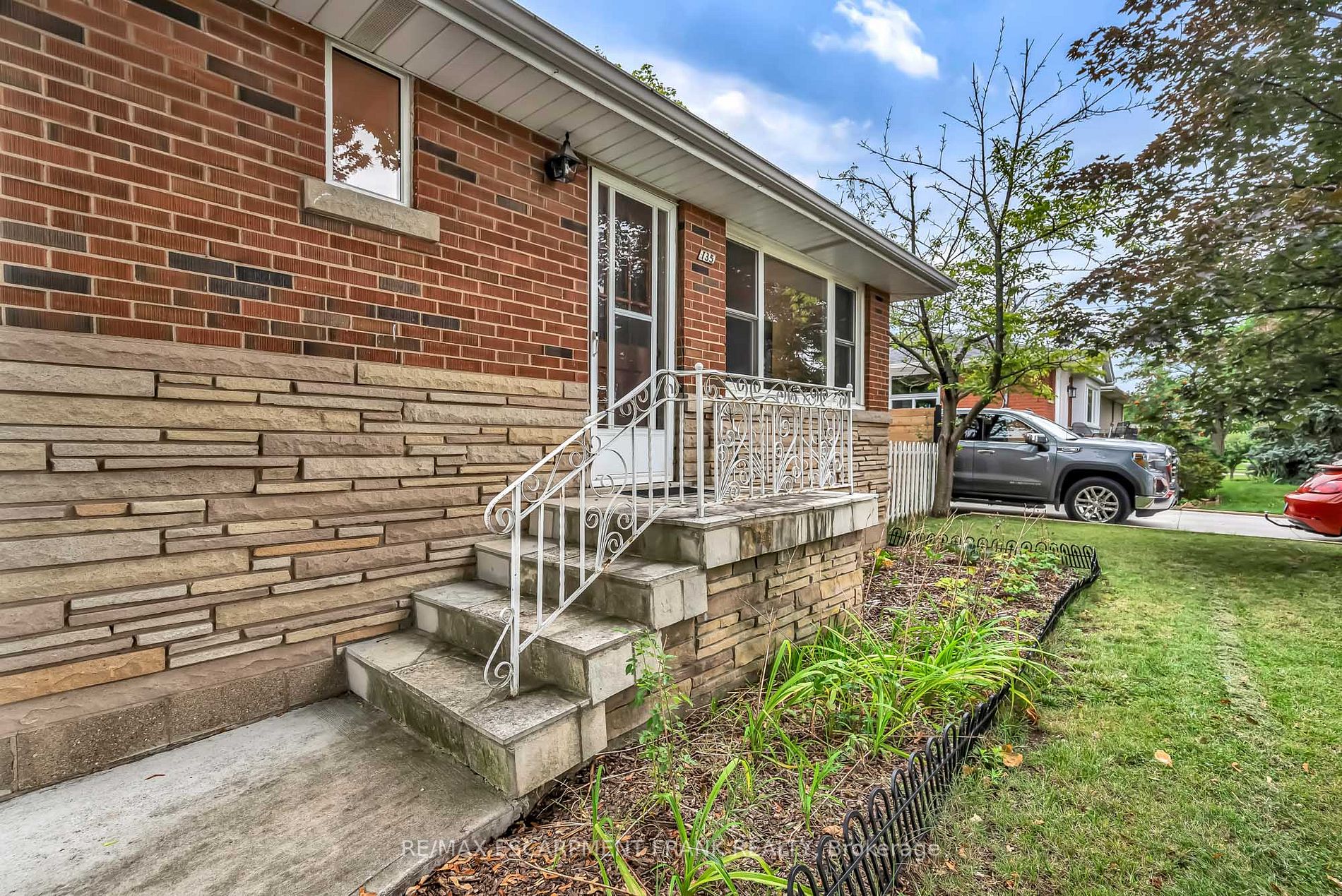 135 Howard Avenue