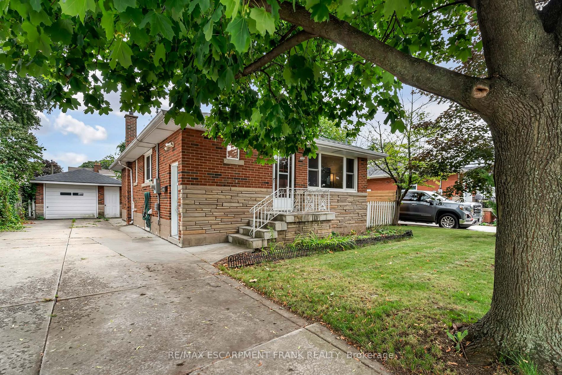 135 Howard Avenue