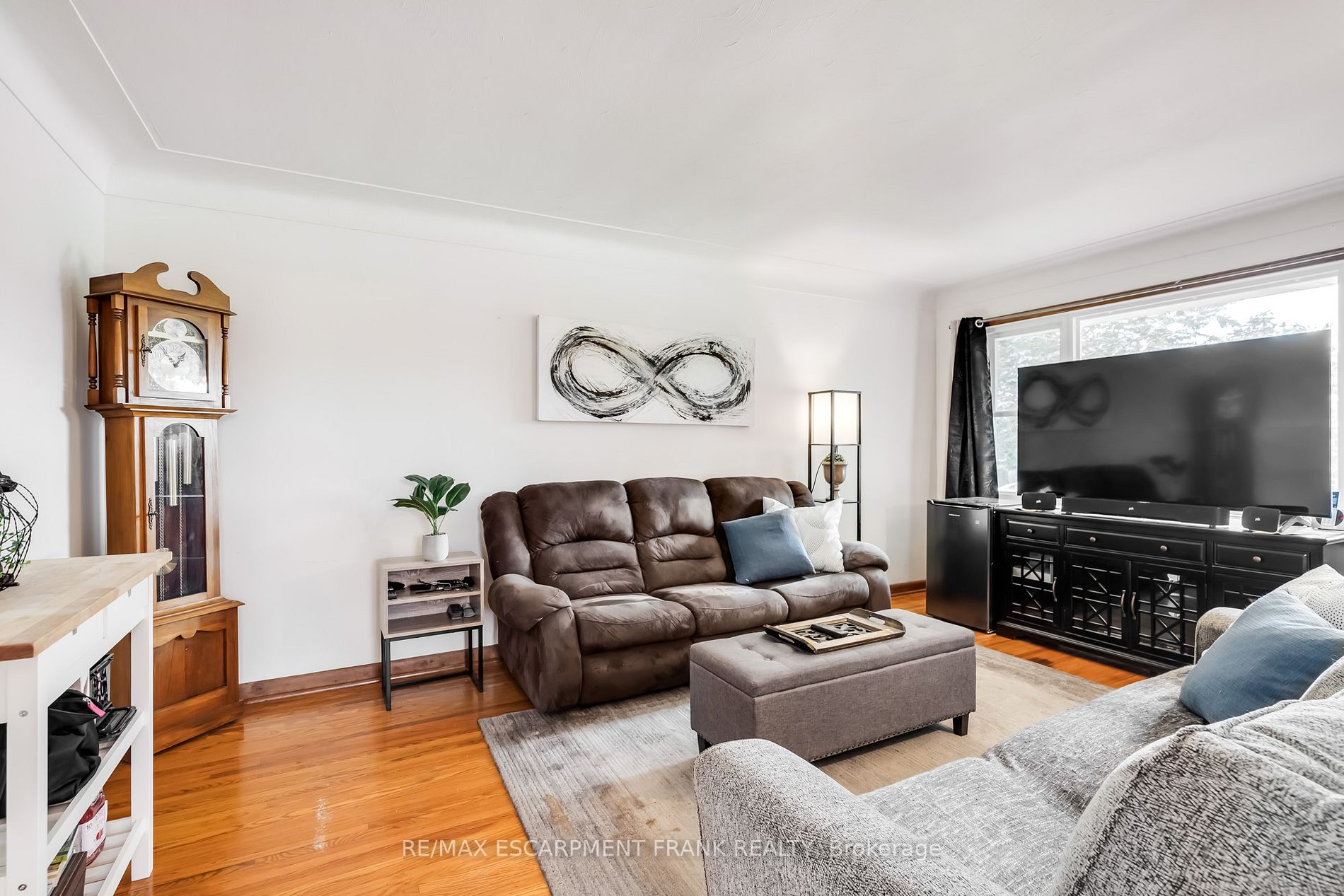 135 Howard Avenue