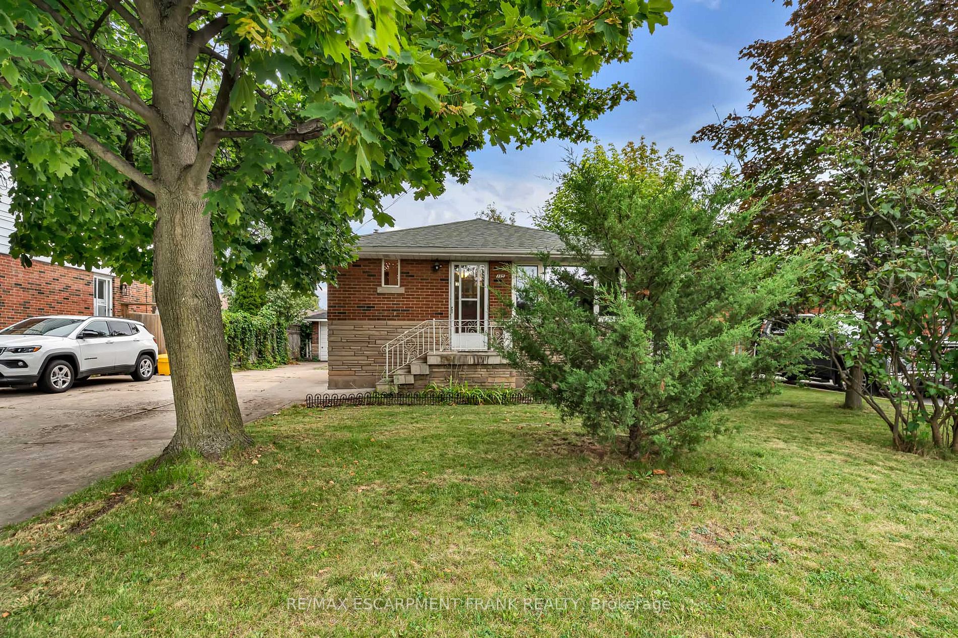 135 Howard Avenue