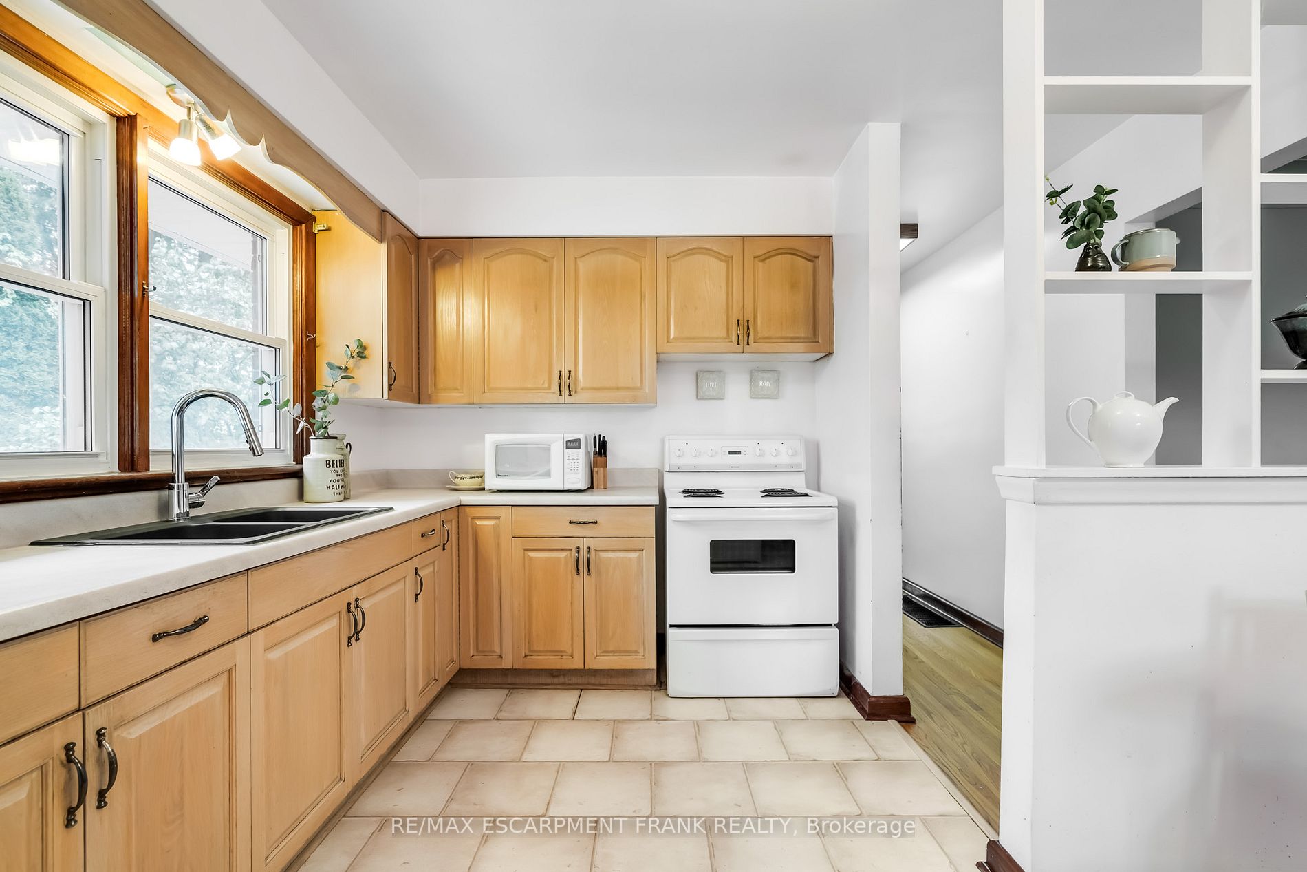 135 Howard Avenue