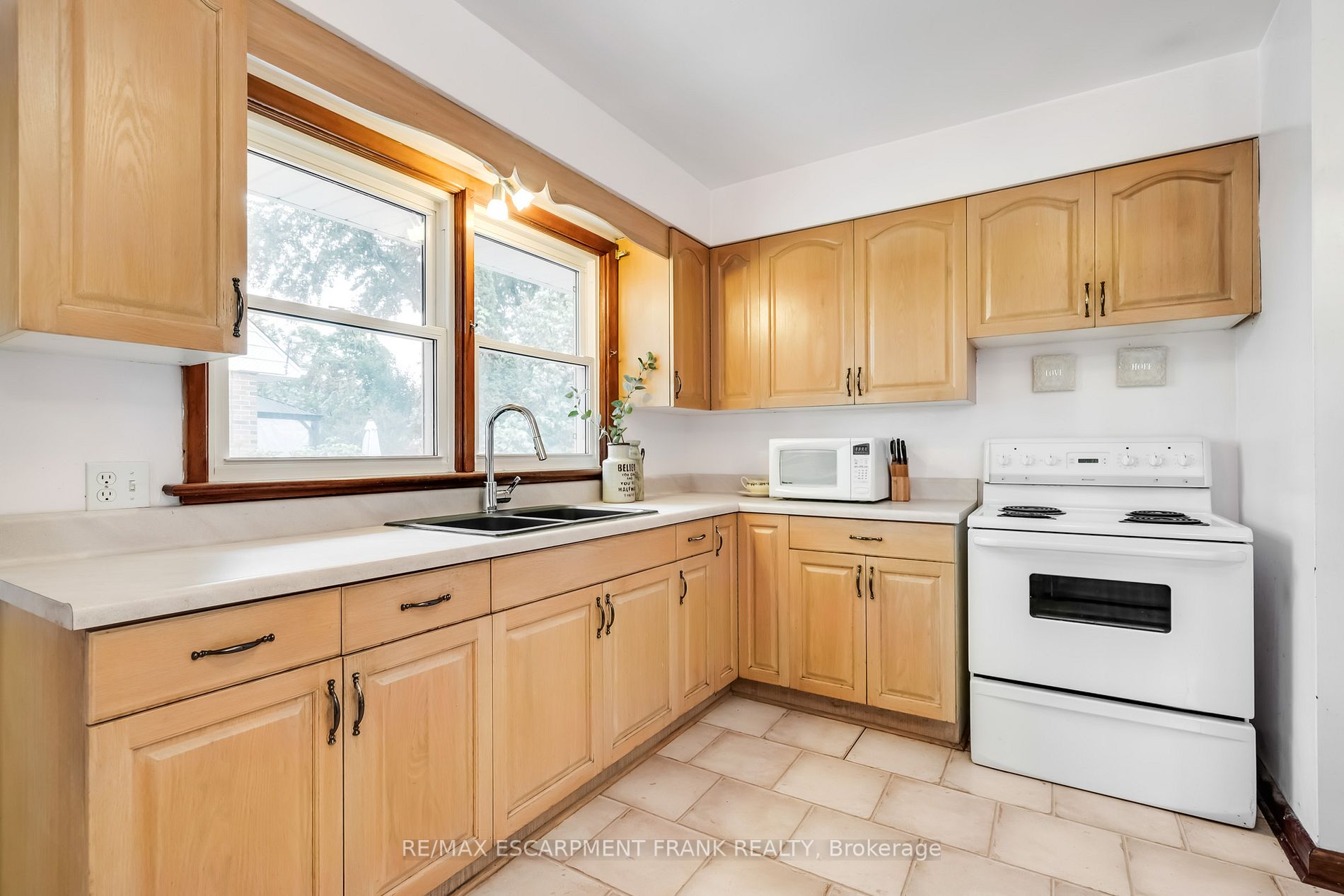 135 Howard Avenue