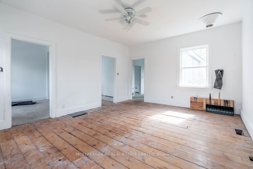 9 Omar St