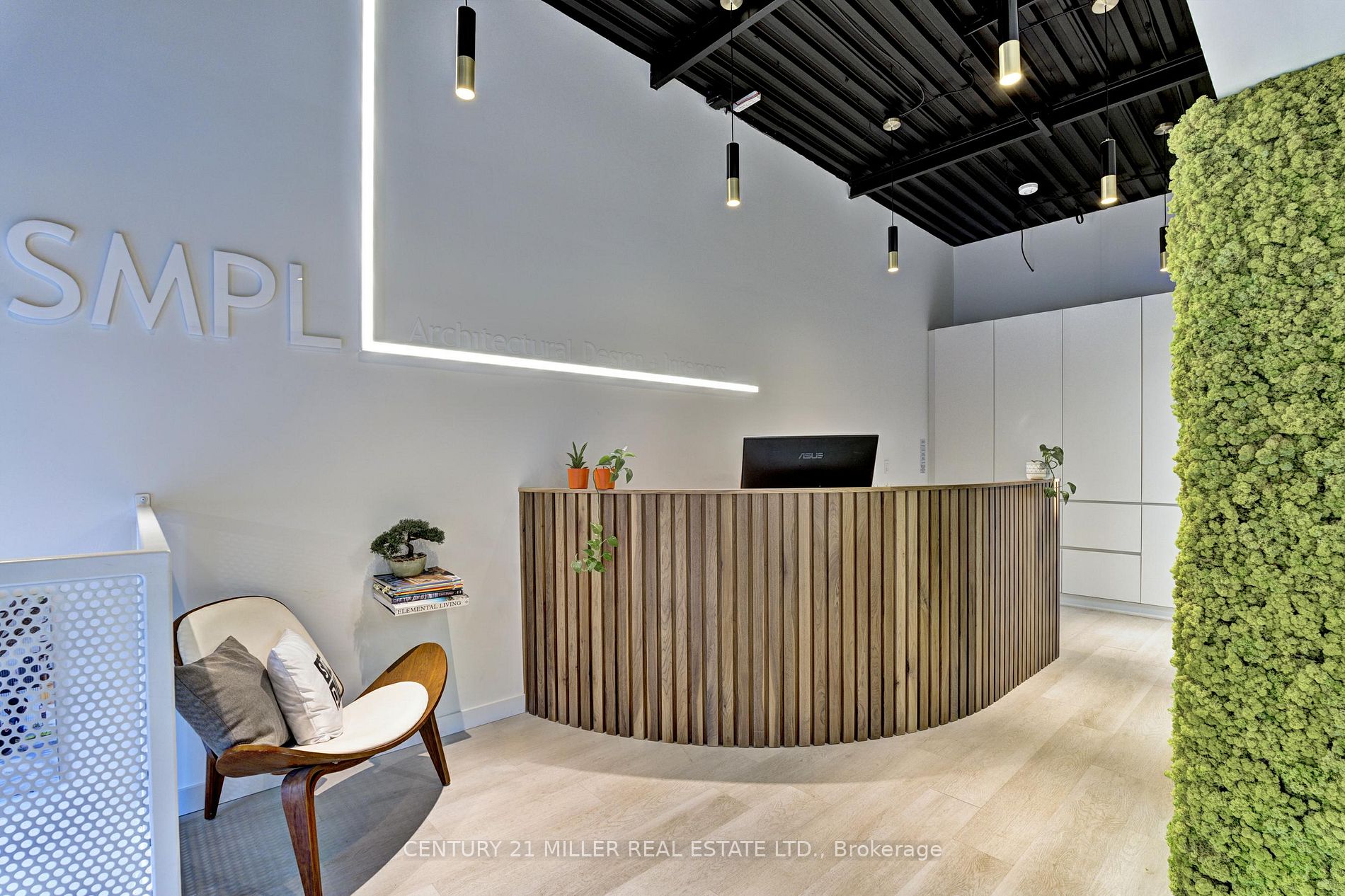 15 Colbourne St