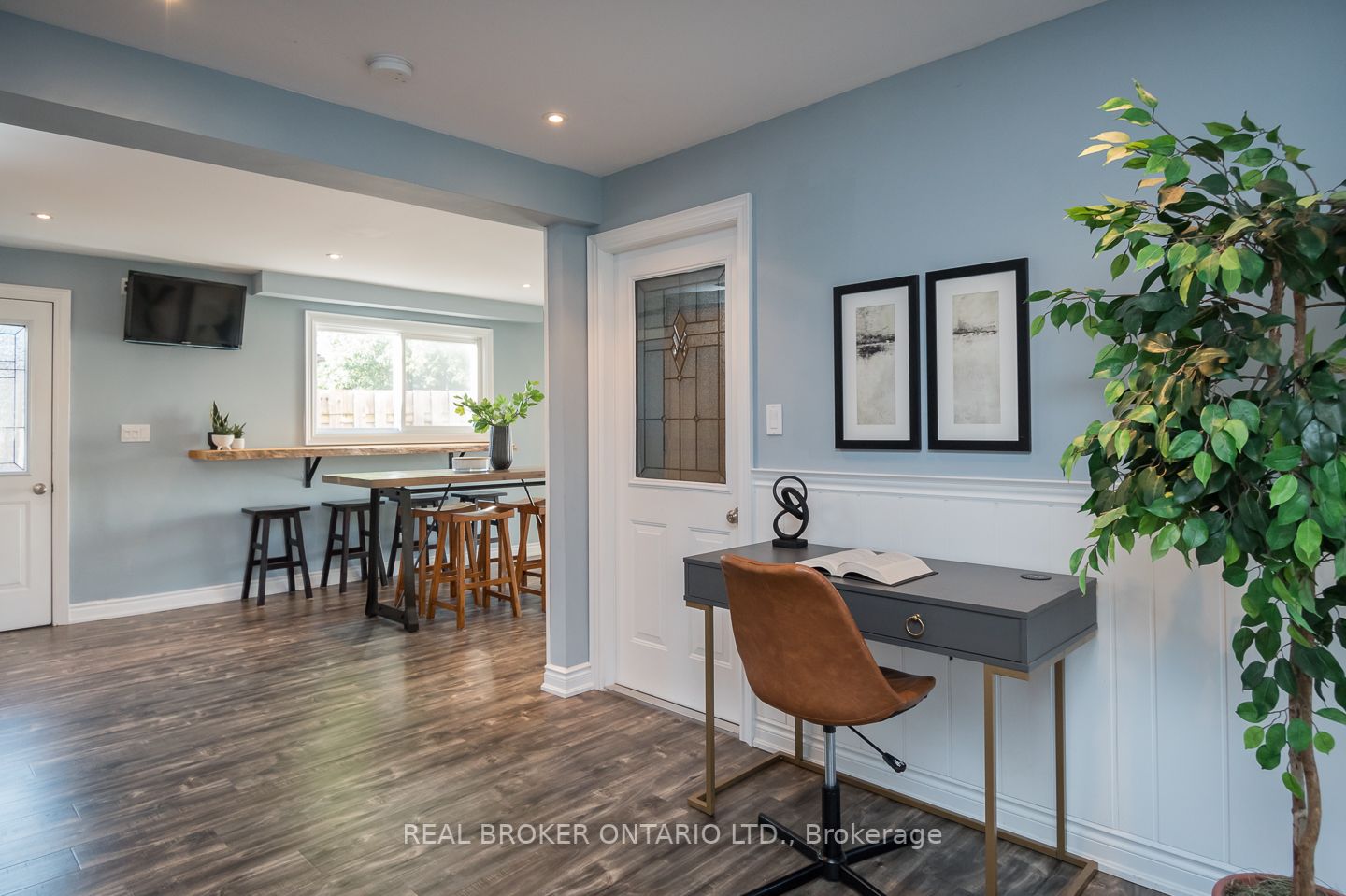 4 Forest Glen Crescent